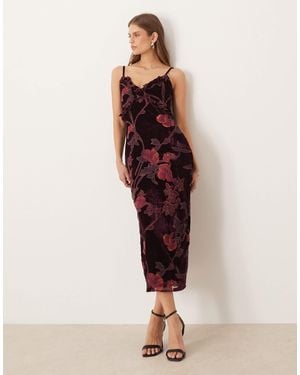 Motel Yamira Maxi Dress - Red