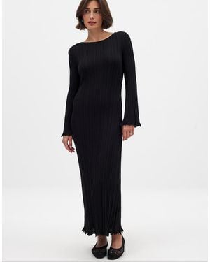 NA-KD Knitted Round Neck Frill Maxi Dress - Blue