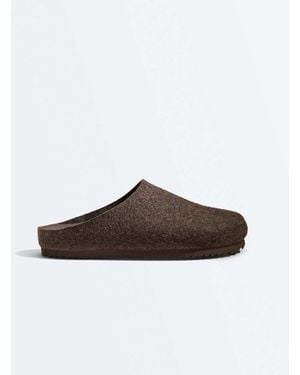 Oysho Felt-Effect Clogs - Brown