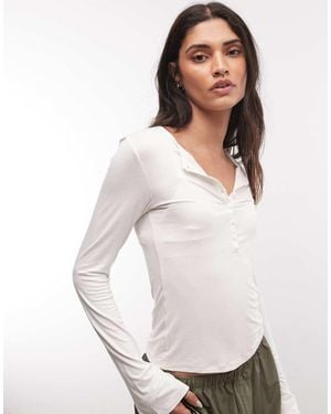 Monki Top Serafino A Maniche Lunghe - Bianco