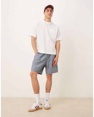 Abercrombie & Fitch 8"" Relaxed Short - Natural