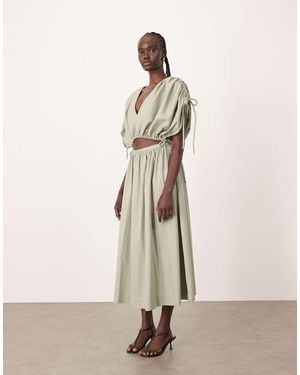 ARRANGE Full Skirt Co-ord With Drop Waist Detail - Natural