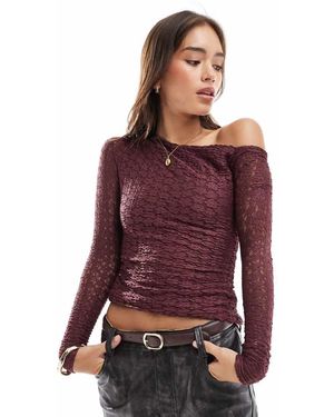 Pull&Bear Asymmetrische Top Van Kant Met Blote Schouder - Paars