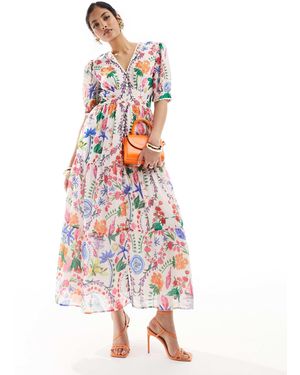 Hope & Ivy – freizeit-midikleid mit hellem patchwork-print - Weiß