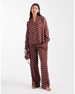 Daisy Street Pajama Shirt And Pull On Trouser With Matching Bag - Red