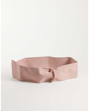 ASOS Cinturón Negruzco Con Hebilla Retorcida De Antelina-Neutro - Rosa