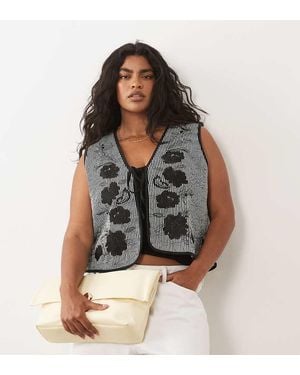 ASOS Asos Design Curve Quilted Stripe Gilet With Embroidered Floral Design - Multicolour