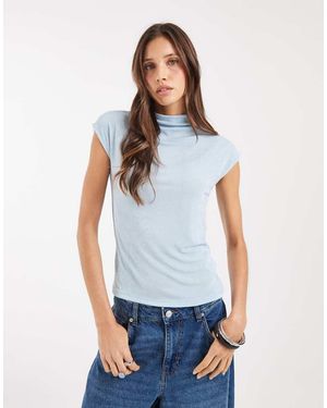 Aware Top Azul Claro Sin Mangas Con Cuello Subido Y Acabado De Purpurina