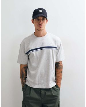 Hollister T-Shirt Met Korte Mouwen, Zwaar Materiaal, Met Streepdetail - Wit