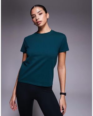 4505 Icon Cotton Boxy T-shirt With Quick Dry Finish - Blue