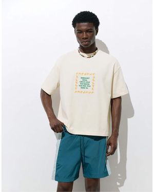 Pull&Bear Embroidered Star T-shirt - White