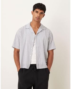 Abercrombie & Fitch – kurzärmliges hemd aus seersucker - Weiß
