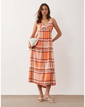 ASOS Vestido Largo De Tirantes Con Mezcla De Lino Y Escote En Pico Profundo A Cuadros Naranja - Multicolor
