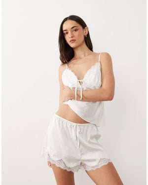 Abercrombie & Fitch – pyjama-shorts aus satin - Weiß