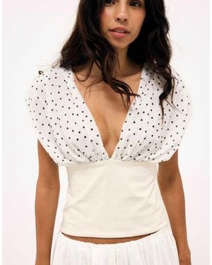 NA-KD V Neck Top - White