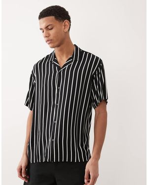 Jack & Jones Stripe Shirt With Short Sleeves - Black