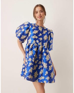 Sister Jane Dream - robe courte en jacquard à fleurs - Bleu
