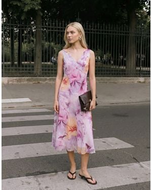 Vero Moda Chiffon V Neck Midi Dress With Godet Shaping - Pink