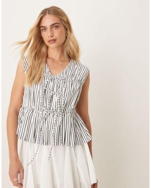 Y.A.S Sleeveless Tie Front Poplin Top - Multicolor
