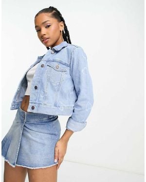 Hollister Giacca Di Jeans Corta A Lavaggio Medio - Blu