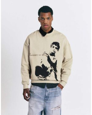 Pull&Bear Graphic Round Neck Sweatshirt - Natural