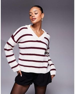 Princess Polly Jersey Color Crema A Rayas Rojas Con Cuello De Pico Con Solapas Forte De -Blanco - Gris