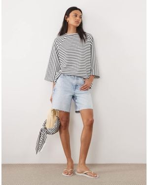 ASOS Oversized Raglan Sleeve T-Shirt - Grey