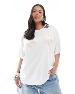 Renee Studio Plus Exclusive Logo Pearl Shell Heart Detail T-Shirt - White