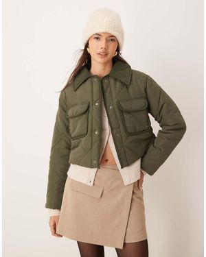 Jdy Cropped Quilted Coat With Cord Detailing - Green