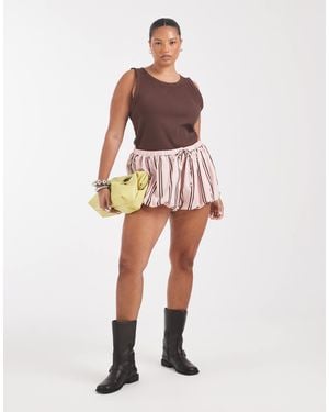 ASOS Curve shorts mit ballonsaum - Pink