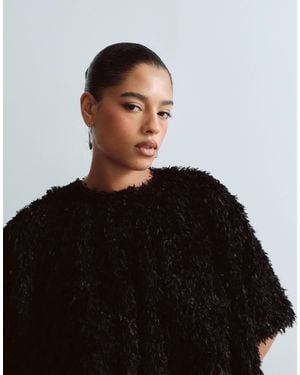 ARRANGE Curve Faux Feather Trapeze T-shirt - Black