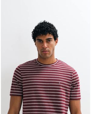Tommy Hilfiger Flag Logo T-Shirt - Red