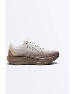 Oysho Oy/er 835 Running Shoes - White