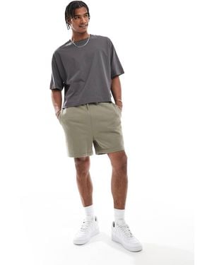 ASOS – essential – slim-fit-shorts - Grün
