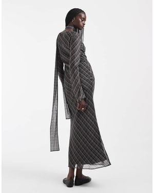 ASOS Maxi-Jurk Van Chiffon Met Schuine Snit En Bijpassende Sjaal Met Ruitprint - Wit