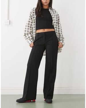 Weekday Wide Leg Pleated Trousers - Black
