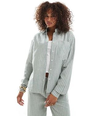 Daisy Street Poplin Oversized Dad Shirt - Grey