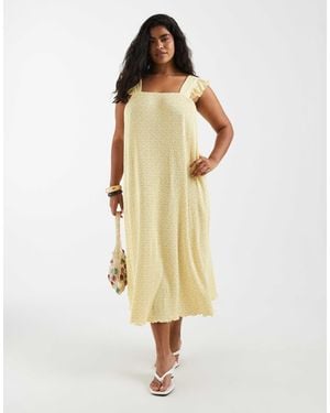 Pieces Plus Pieces Curve Plisse Maxi Dress With Frill Sleeves - Yellow