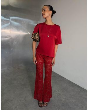 Never Fully Dressed T-Shirt - Rosso