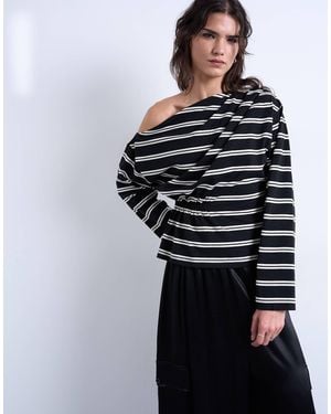 TOPSHOP Off The Shoulder Ruched Detail Top - Black