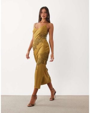 ASOS Slipmaxi Van Satijn Met Kanten Applicatie - Naturel