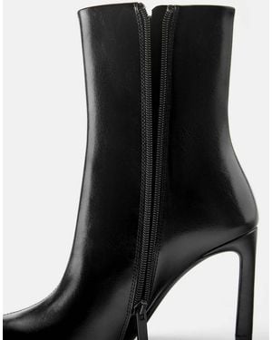 Pull&Bear Stivaletti Neri Con Tacco Alto - Nero