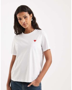 Vero Moda T-shirt With Mini Heart Graphic - White