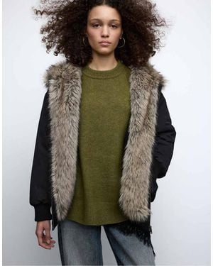 Stradivarius Giacca Bomber Imbottita Nera Con Cappuccio - Verde