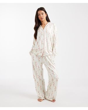 Threadbare Set Pigiama Morbidissimo Écru E Rosa Con Stampa A Fiori E Chiusura Con Bottoni - Bianco