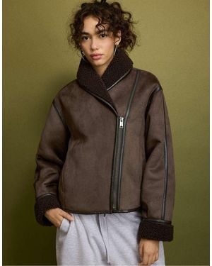 Stradivarius Faux Suede Reversible Shawl-Neck Jacket - Green