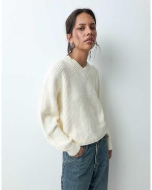 Gap Cotton V-Neck Jumper - White