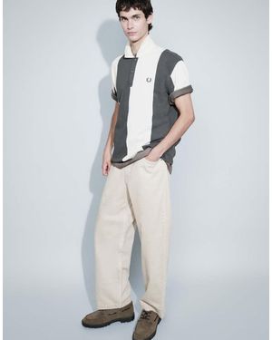 Fred Perry Polo Color Ecru E Kaki Con Pannelli Cuciti A Contrasto - Bianco