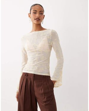 ASOS Top Van Geflockt Mesh Met Uitlopende Mouwen En Bloemenprint - Wit