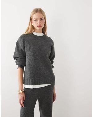 4th & Reckless Pull en maille avec détail logo chaîne devant, bord-côte, ensemble coordonné, charbon - Gris